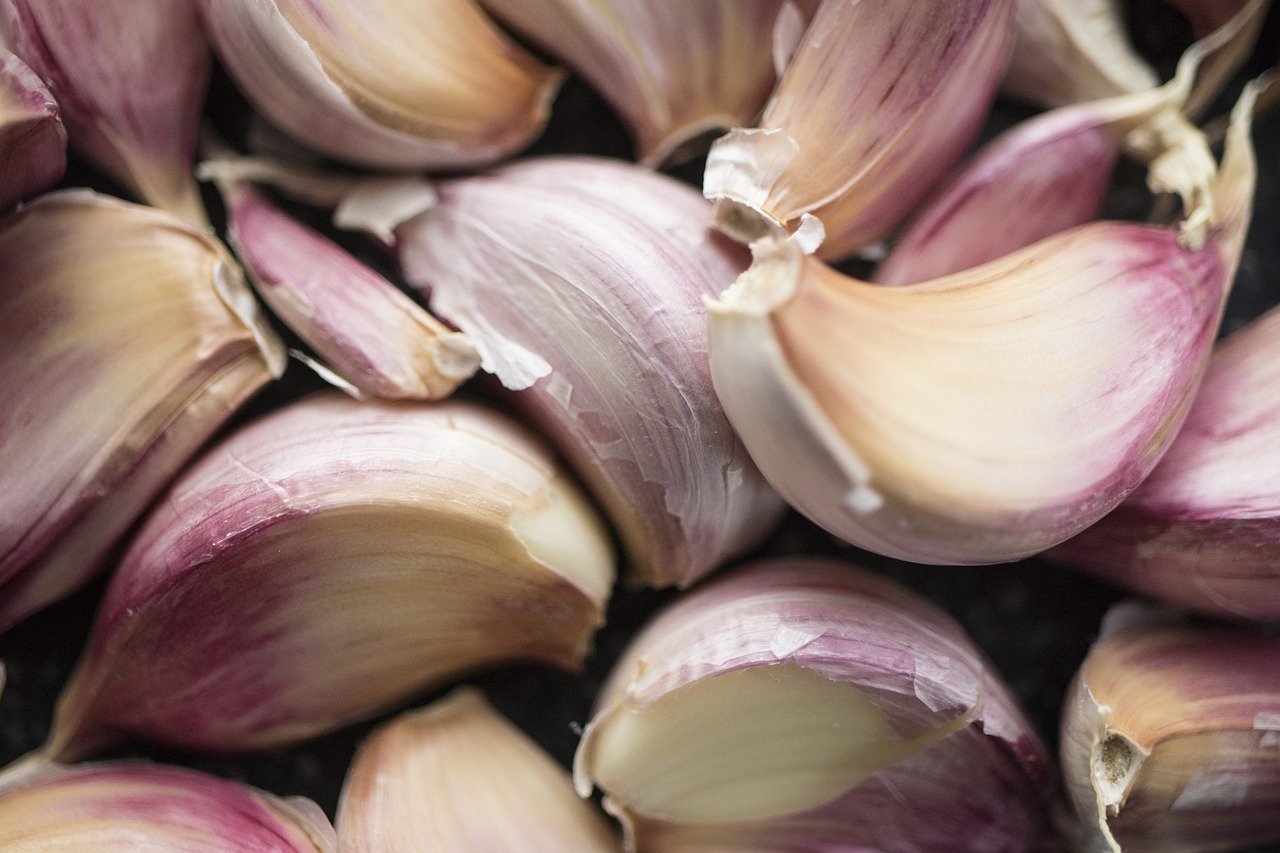 64 Must-Try Garlic Recipes for Home Cooks and Foodies